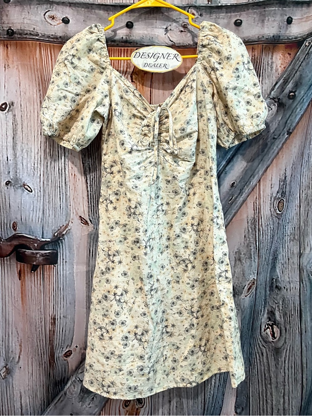 H & M Linen Blend Floral Dress Size Small (3-5) EUC!